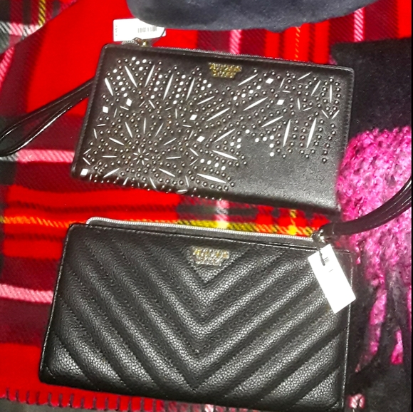 Vs/pink accessory bundle - Picture 6 of 7